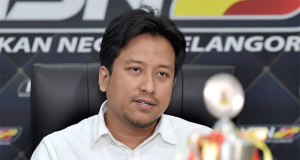 Exco Selangor Mohd Najwan Halimi memaklumkan bahawa Faisal Halim mengalami kecederaan lecur tahap dua selepas disimbah asid di pasar raya di Kota Damansara semalam