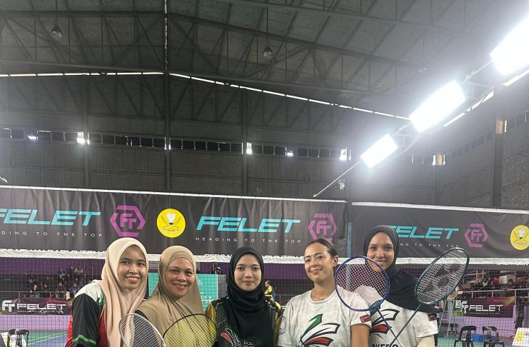 Kejohanan  Badminton Piala Tengku Ilisha 2.0 meriah, saingan hebat dari 10 pasukan penduduk KotaSAS