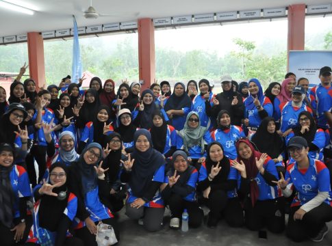 Komuniti pekak bersama orang buta pamer keberanian sertai aktiviti lasak di UPSI Adventure Park