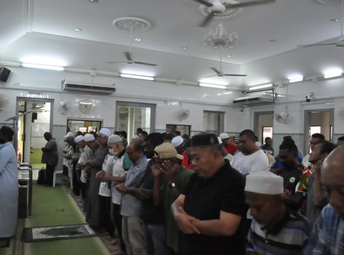 Program syahadah ngo IKUT, empat peluk Islam