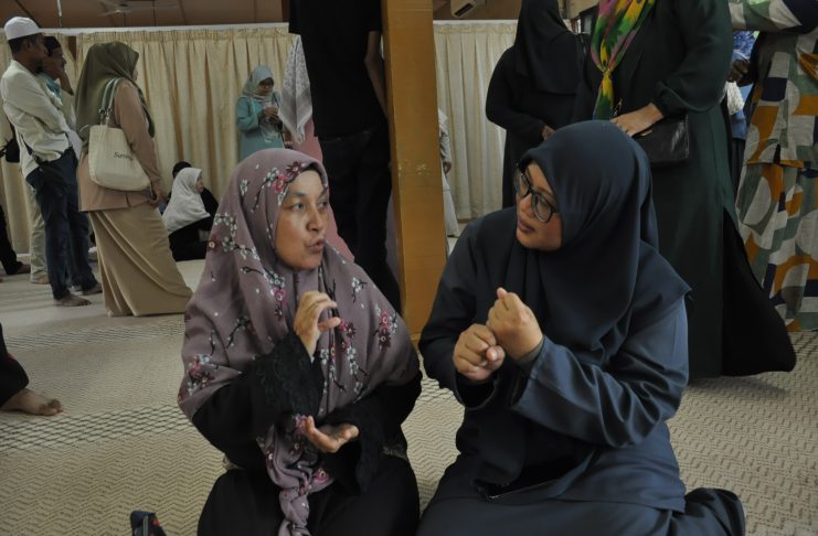 Peluk Islam setelah tertarik sikap rakan-rakan termasuk kerap mengaji al-Quran